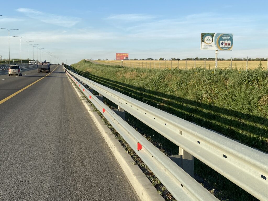 Автомагистраль М4-Дон км 1024+800 м справа по ходу км Автомагистраль М4-Дон км 1024+800 м справа по ходу км